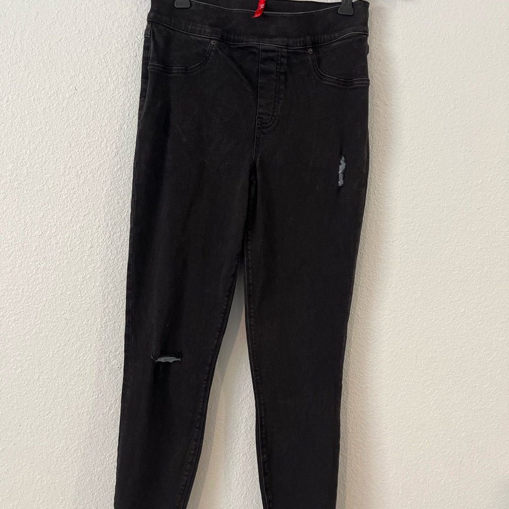 Women's Black Jeans distressed